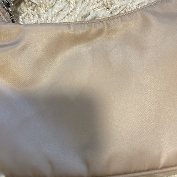 Prada Re-edition Nylon Bag Nude - Picture 4 of 9